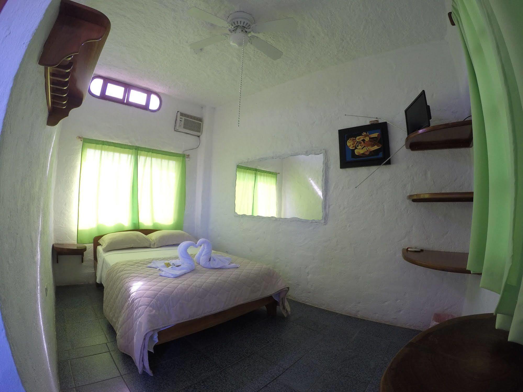 Royal Galápagos Inn Puerto Baquerizo Moreno Kültér fotó