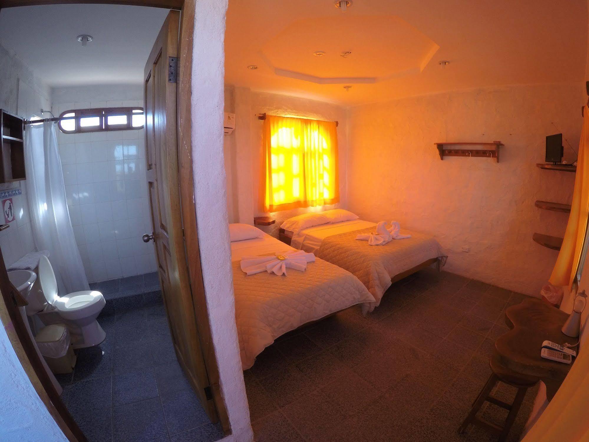 Royal Galápagos Inn Puerto Baquerizo Moreno Kültér fotó