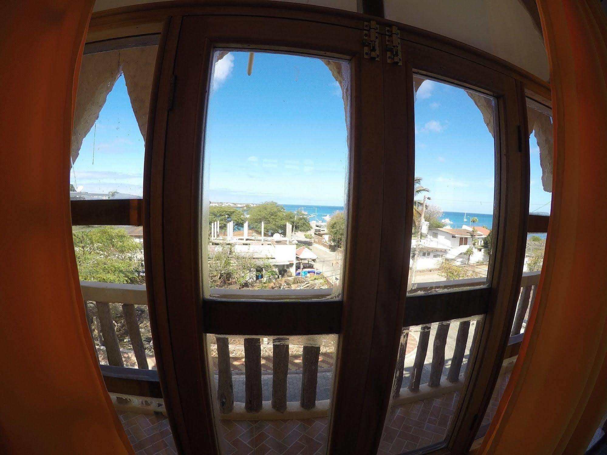 Royal Galápagos Inn Puerto Baquerizo Moreno Kültér fotó