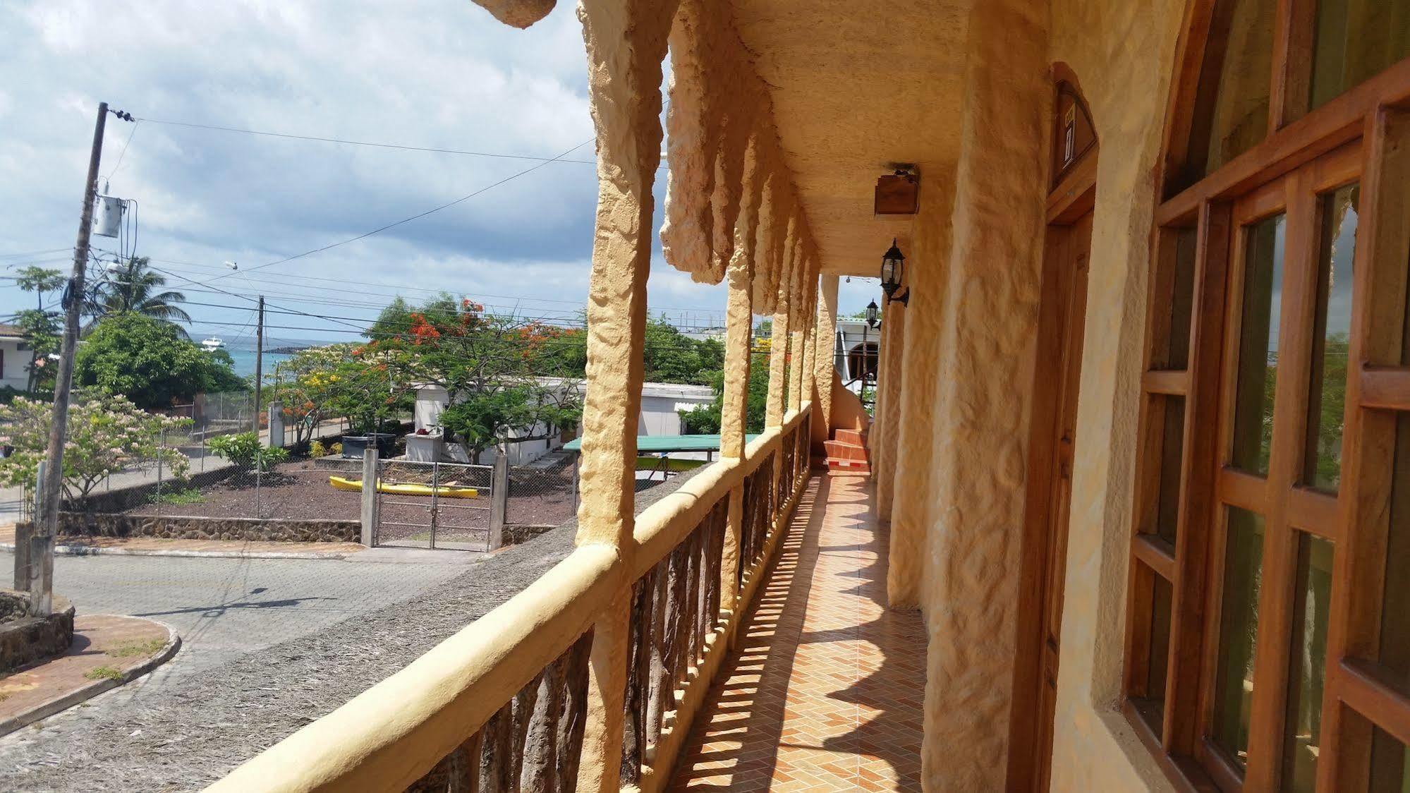 Royal Galápagos Inn Puerto Baquerizo Moreno Kültér fotó
